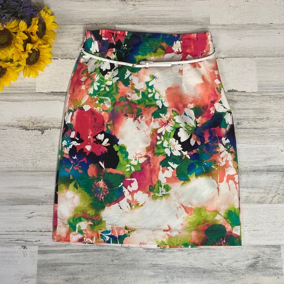 Worthington Dresses & Skirts - Worthington White Floral Skirt w/Belt (optional)